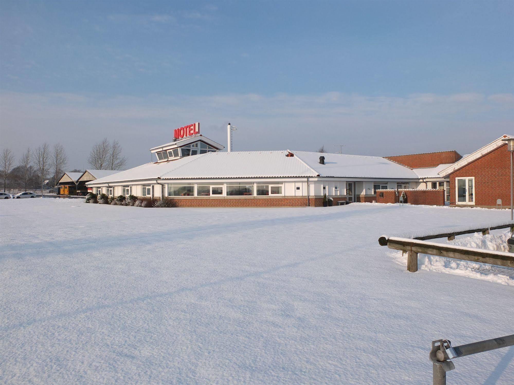Motel Spar 10 Viborg Exterior foto